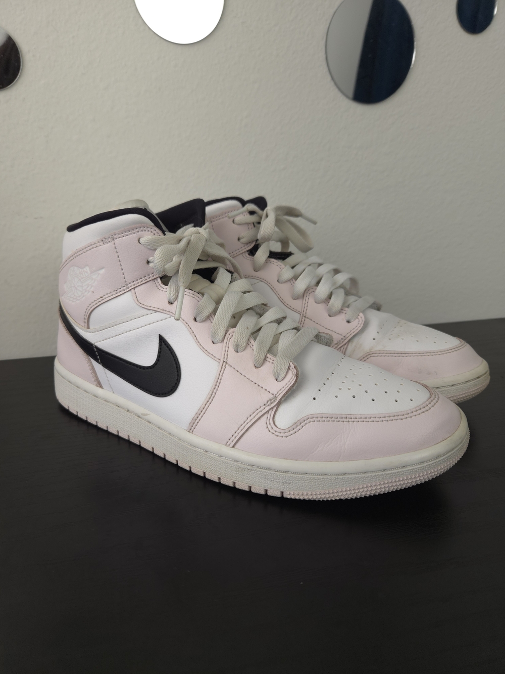 Nike Air Jordan 1 Mid Barely Rose Pink Womens 11 Mens 9.5 BQ6472-500 Streetwear
